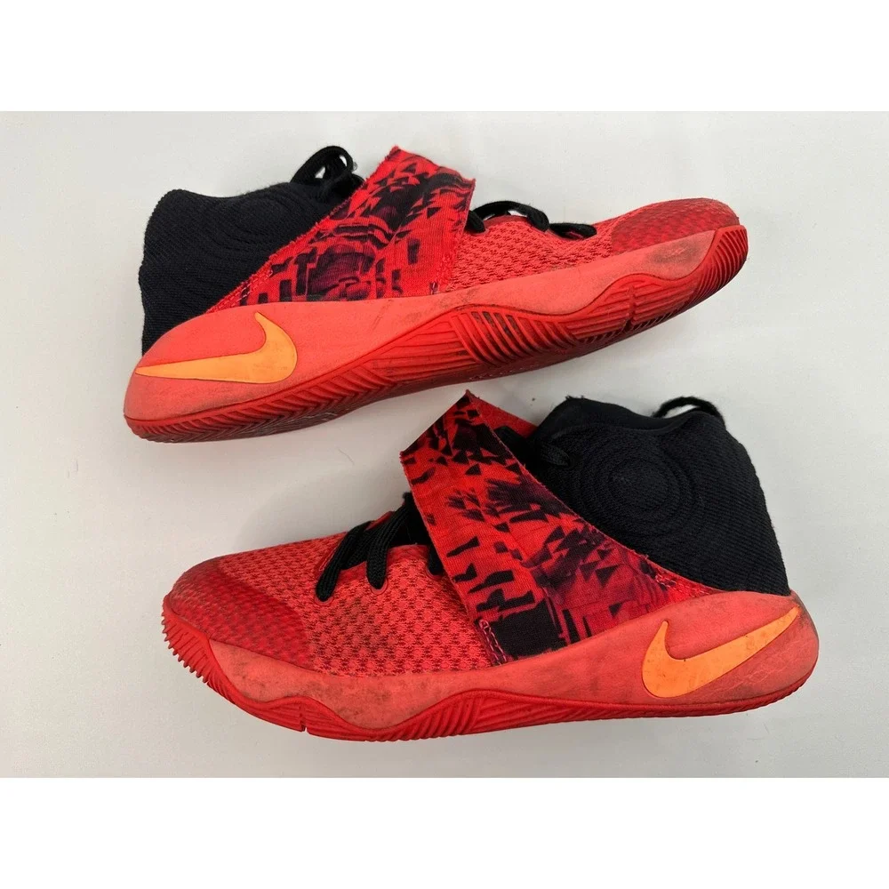 Nike Kyrie Better World Basketball Shoes Red Black Kids Size 5.5Y Sneakers Sport
